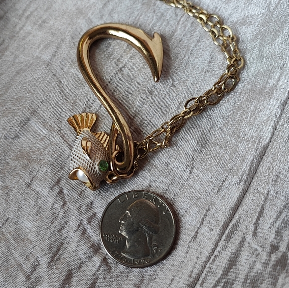 Lilly Pulitzer Signed Enameled Fish Pearl Gold Tone Extra Long Necklace Fishing - Picture 4 of 8